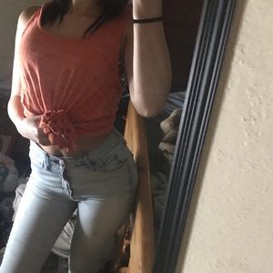 orange top